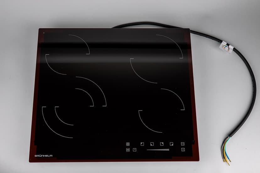 Варильна поверхня GPC 611 B склокераміка, 4 конф. (GRUNHELM)