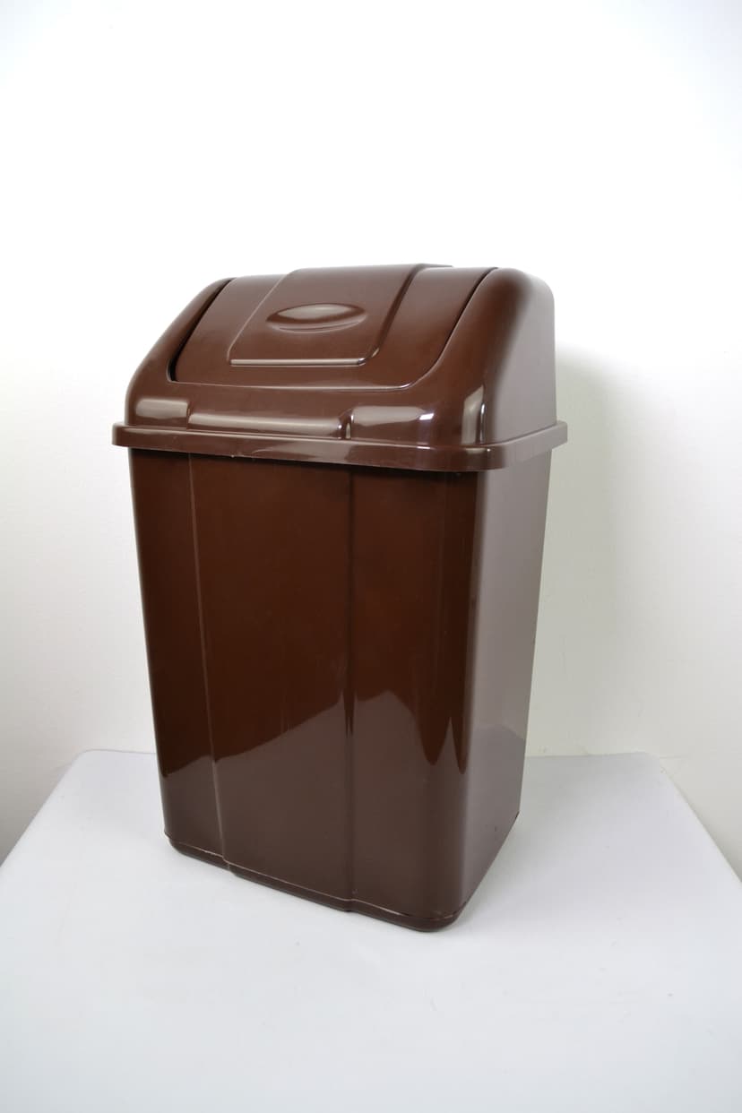 W-1078 Відро для сміття з поворотною кришкою WERK, 5л