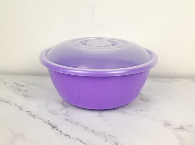 G-1060 Миска Ягідка з кришкою GUSTO, 3л