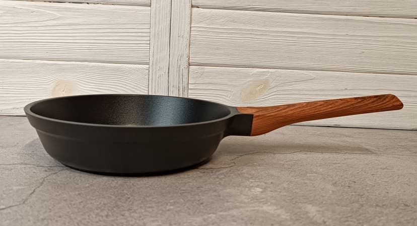 PR-2314-20 Сковорода Wood 20х5см, PEPPER