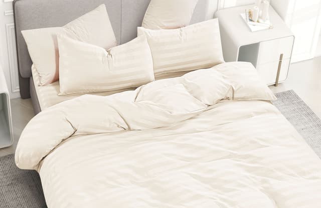 VS-BM2.5-301 Комплект постільної білизни Страйп Айворі, євро VERSAILLES, Мікрофібра