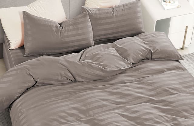 VS-BM2.5-305 Комплект постільної білизни Страйп Капучіно, євро VERSAILLES, Мікрофібра