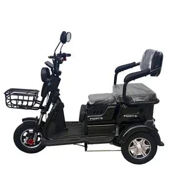 Трицикл акумуляторний FAMILY чорний (60V/20A) + 5 акумуляторів 12V/20A