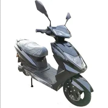 Електроскутер YADEA LUNA (119377)