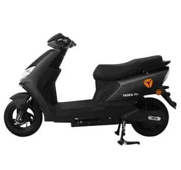 Електроскутер YADEA RN