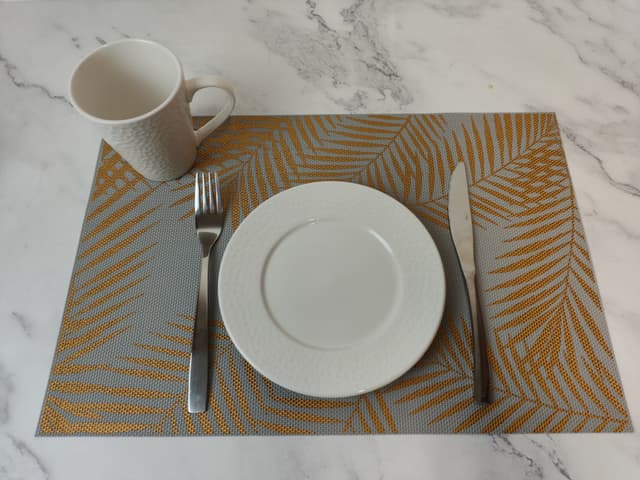 VS-PM3045-37 Килимок для сервірування Золотий візерунок 45х30см, чорний Versailles